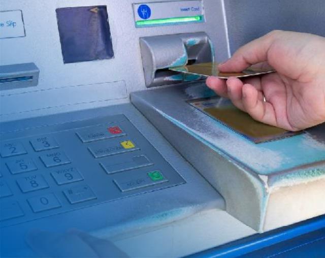 Cara Memasukkan Kartu ATM BSI