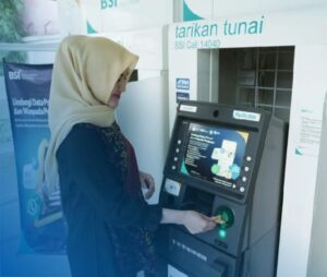 Cara mengambil uang di ATM BSI